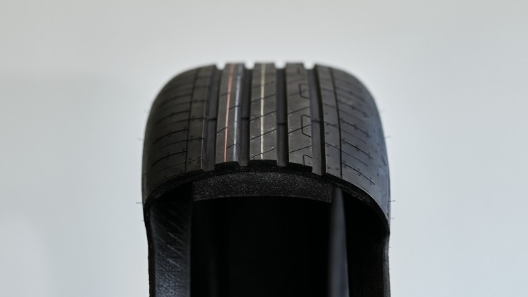 Dodatna oprema MINI – prerez – pnevmatike