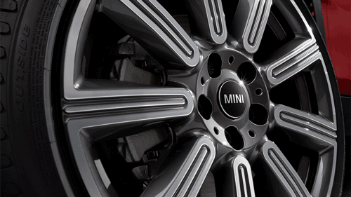 MINI Clubman – mirujoči pokrov kolesnega pesta