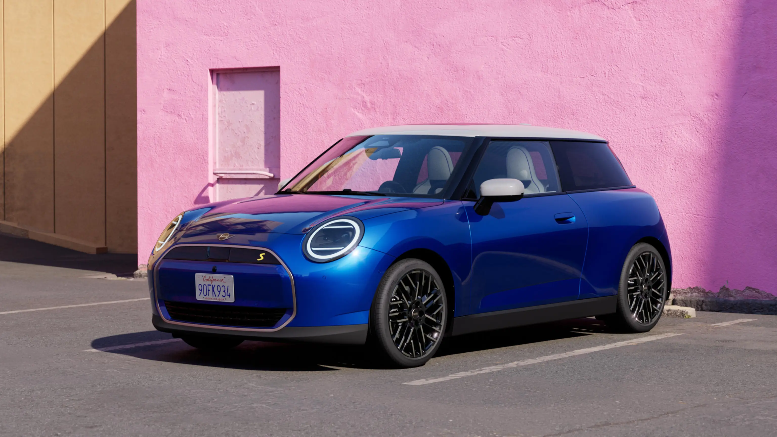 Popolnoma električni MINI Cooper – stran modelov – ozadje