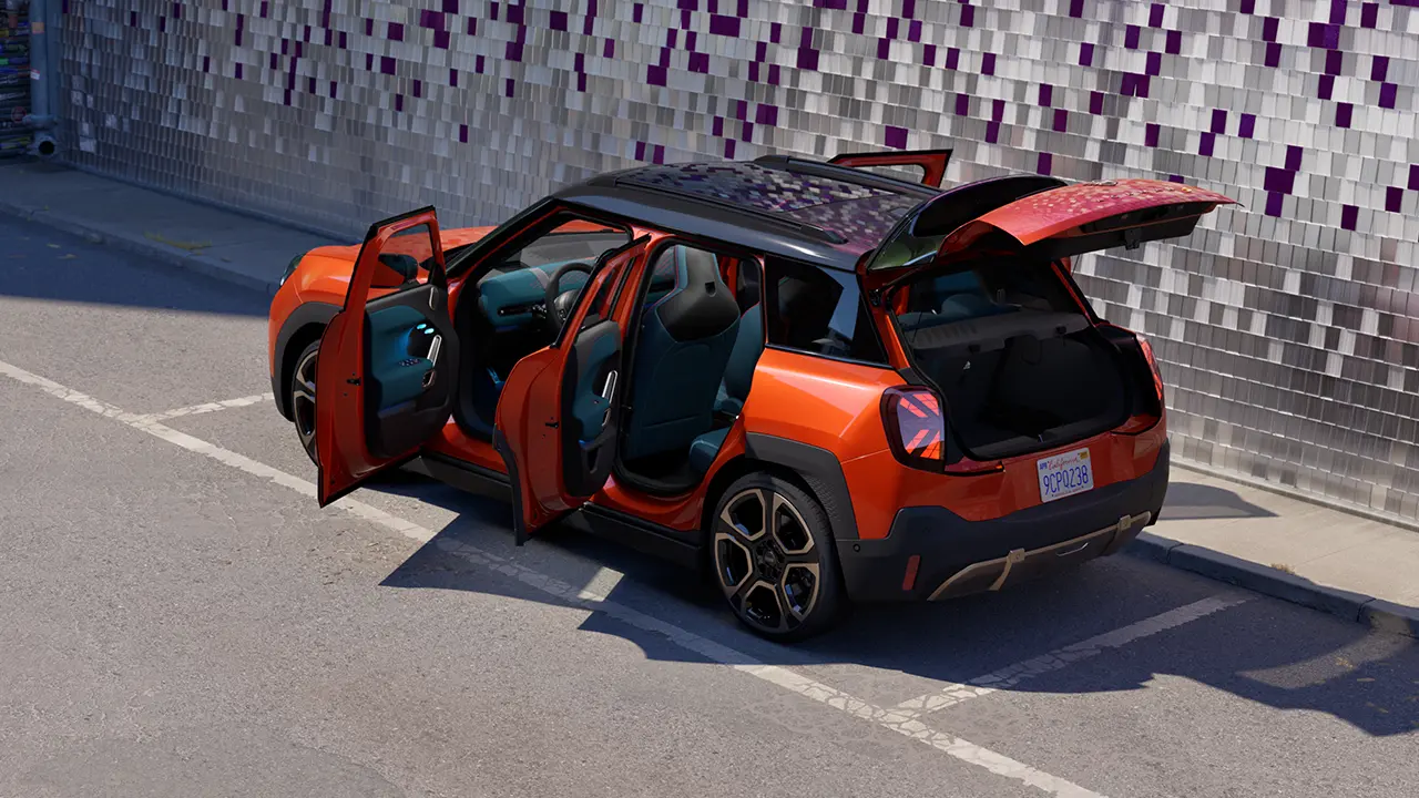 Popolnoma električni MINI Aceman – prostor