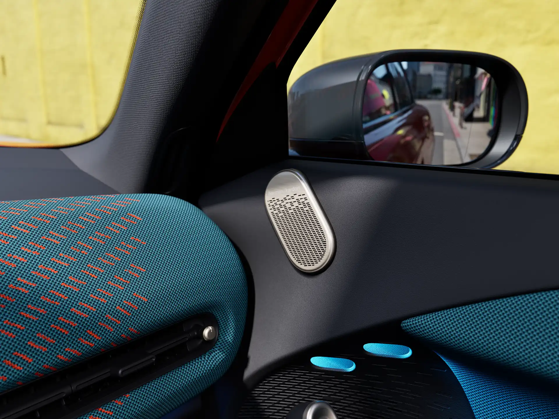 Popolnoma električni MINI Aceman – trajnost – trajnostni materiali