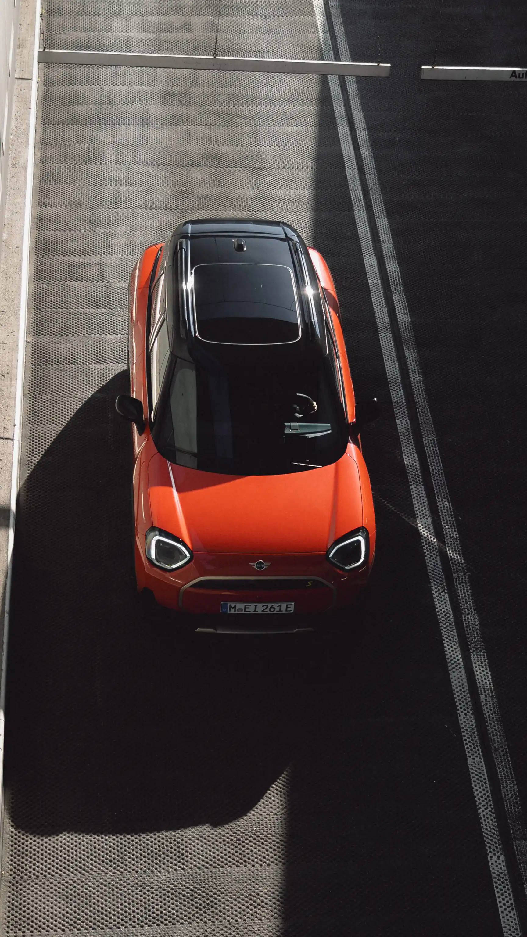 Popolnoma električni MINI Aceman – pogled od zgoraj