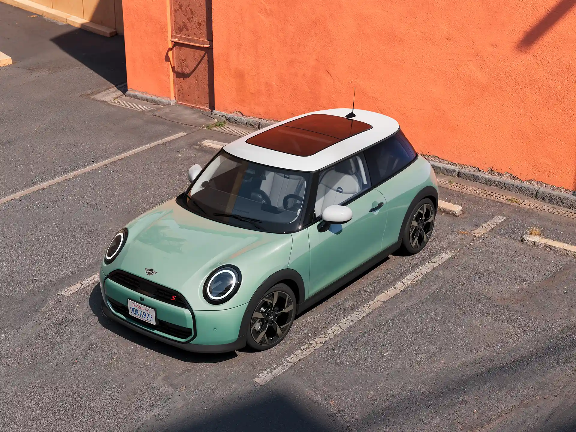MINI Cooper 3-vratni – video o zunanjosti