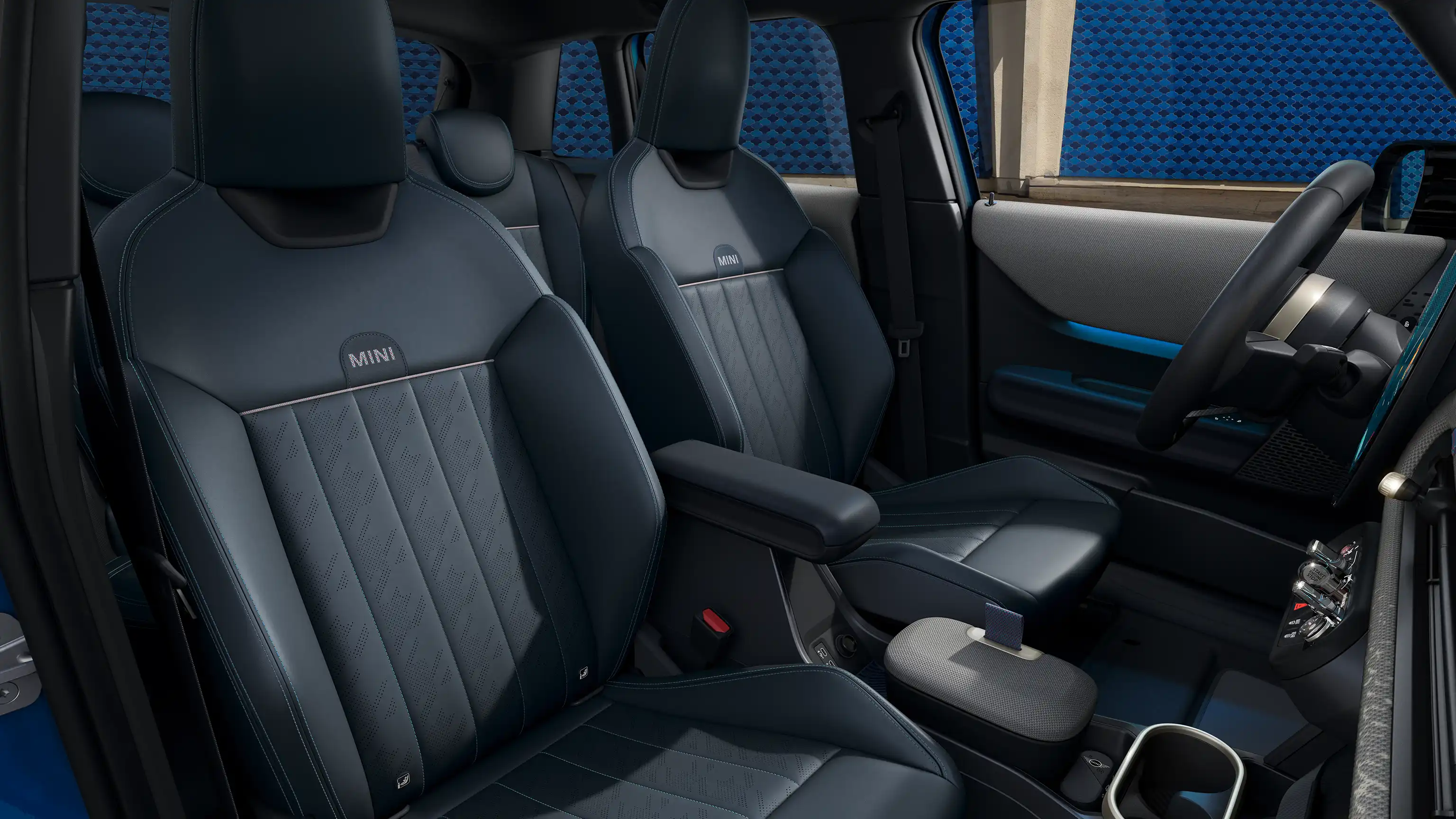 MINI Cooper 5-vratni – sedeži