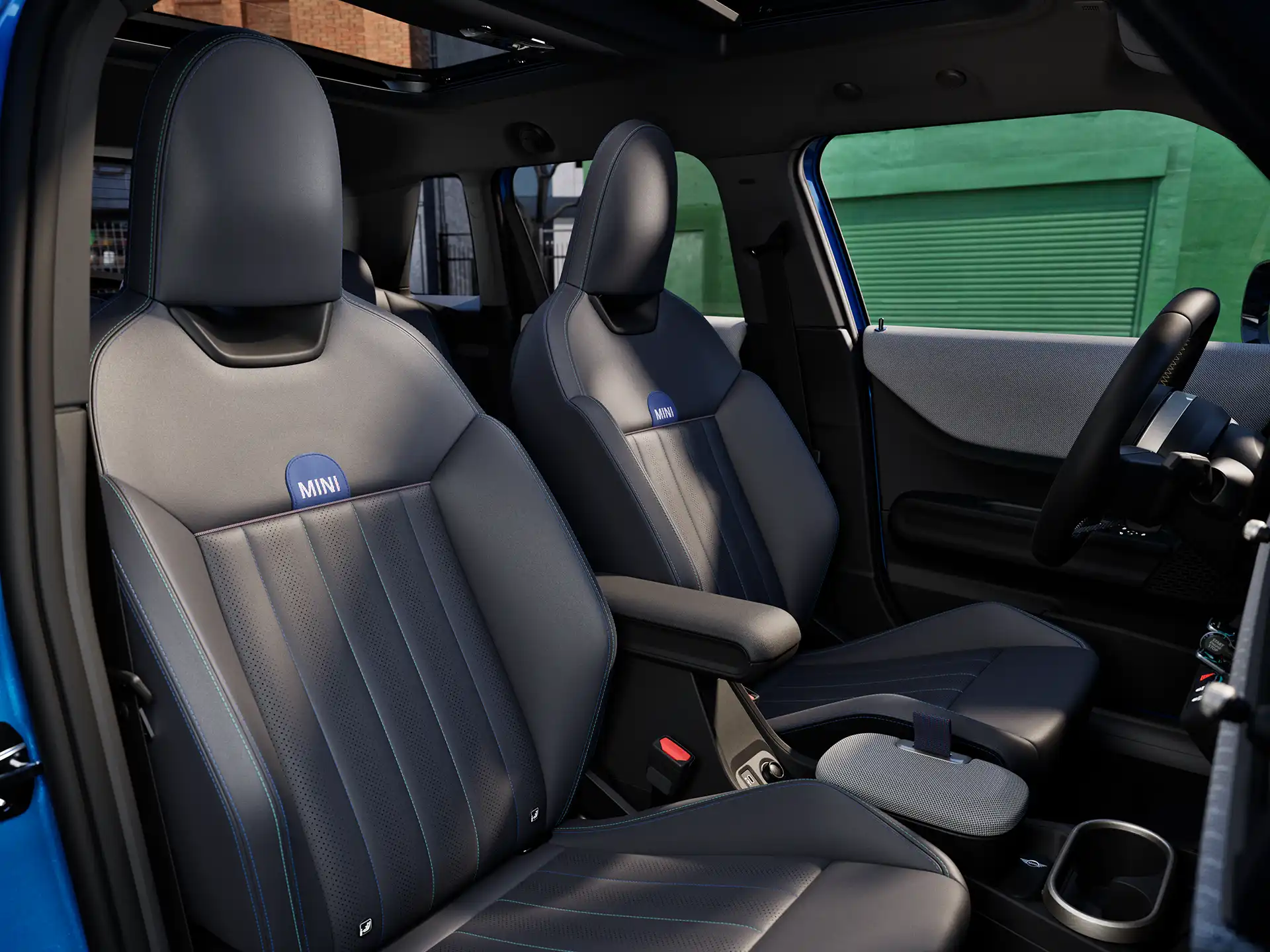 MINI Cooper 5-vratni – notranjost