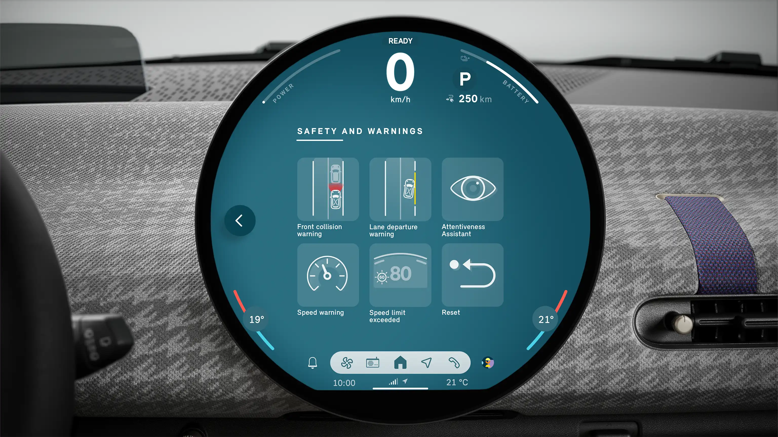 Popolnoma električni MINI Cooper – Driving Assistance
