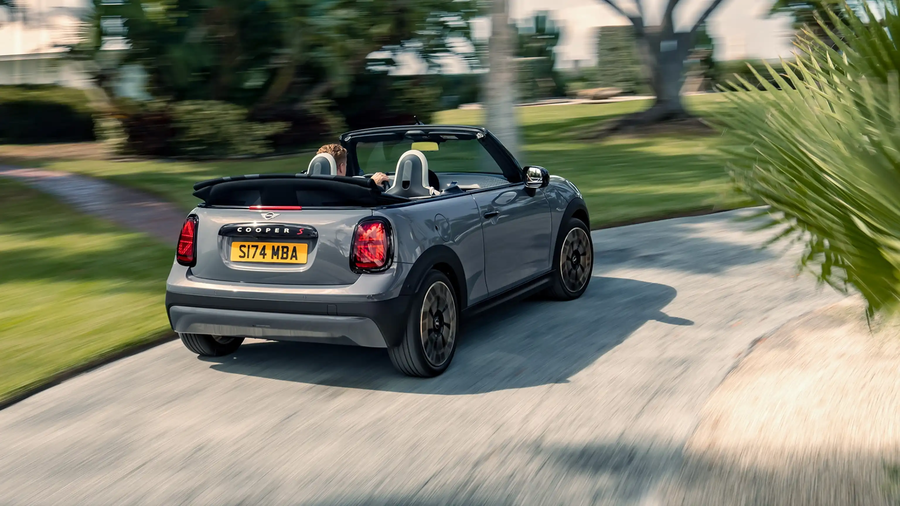 MINI Cooper Cabrio – pregled – stranski pogled