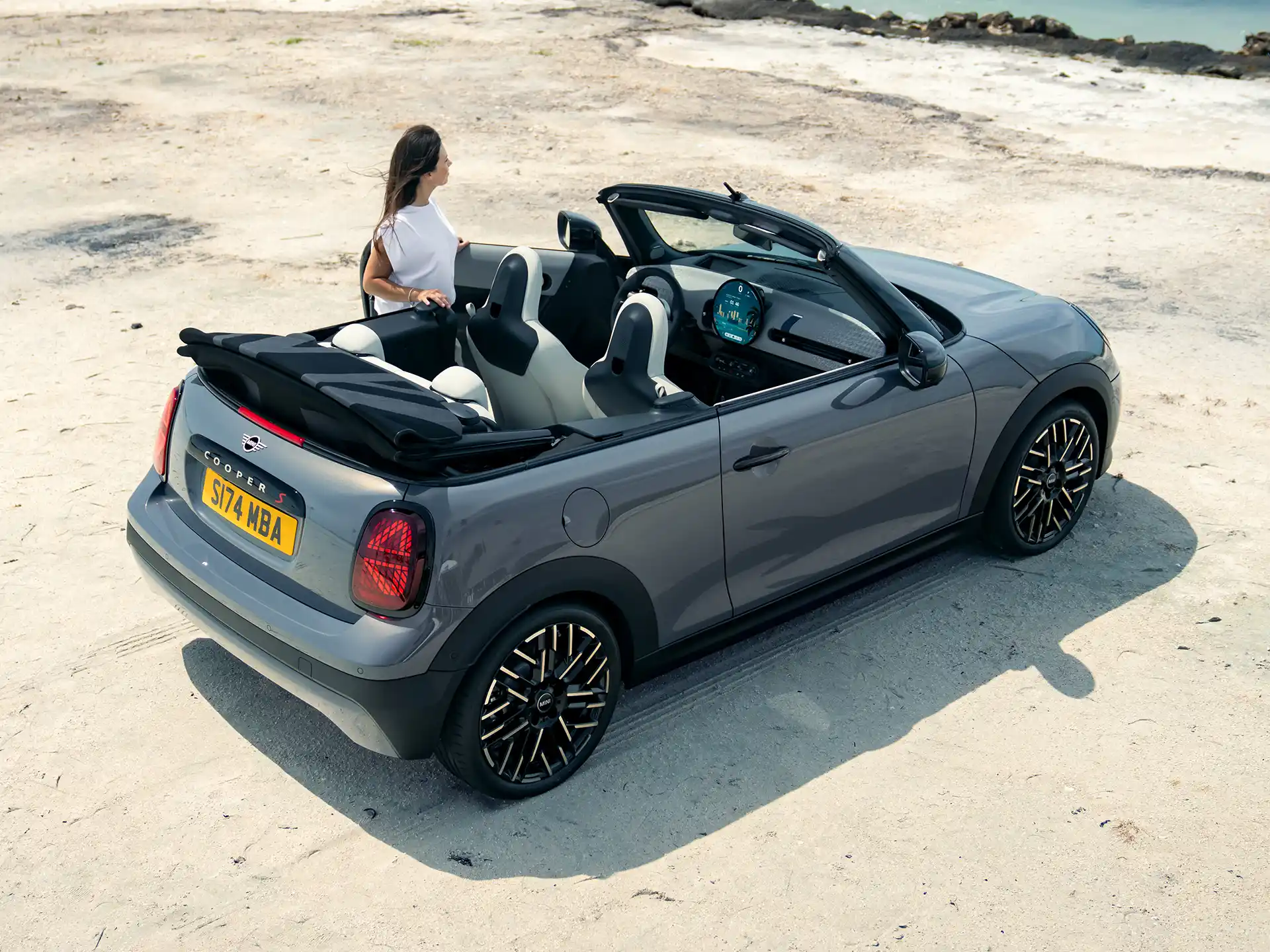 MINI Cooper Cabrio – odprto življenje