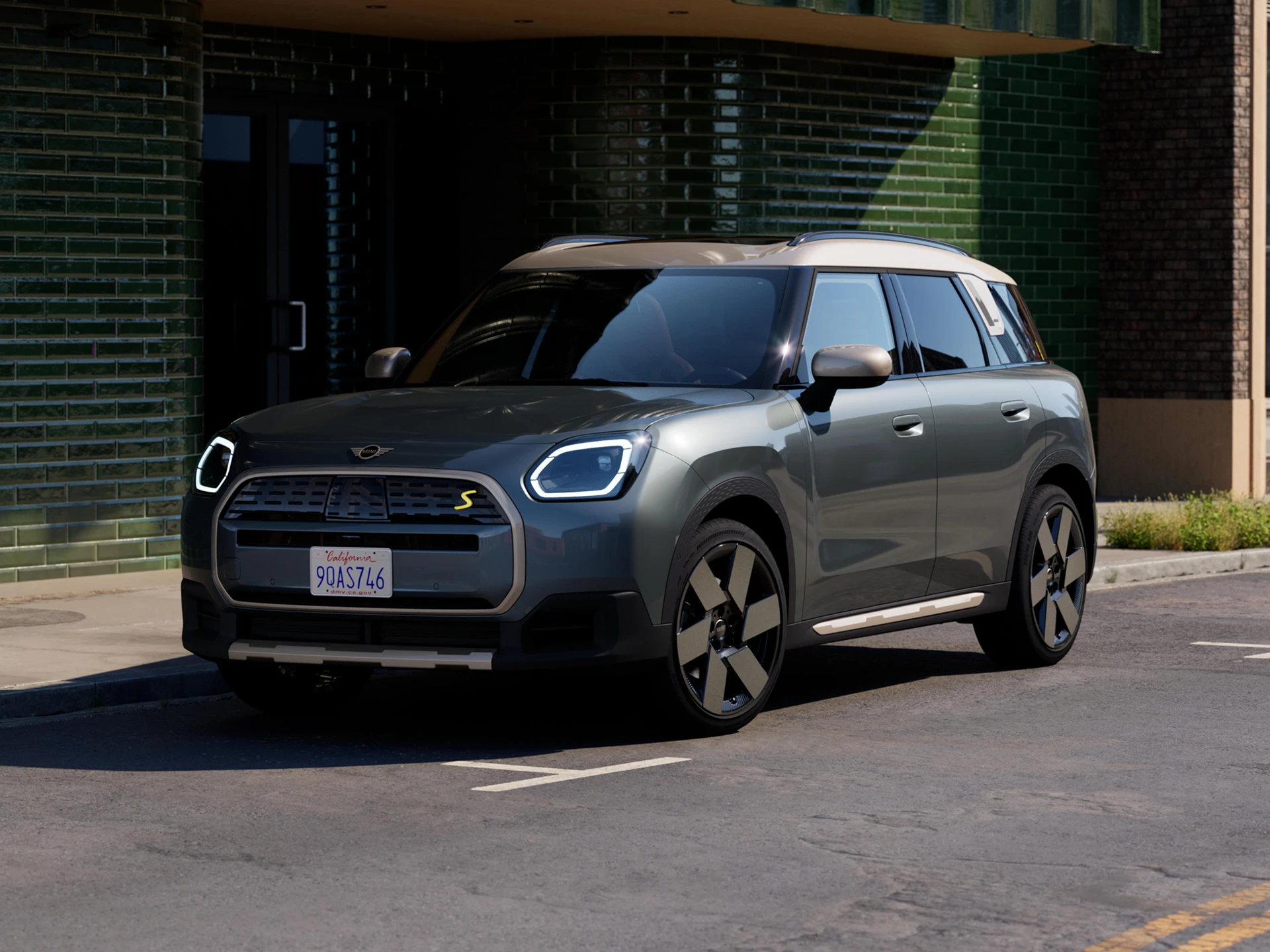 Popolnoma električni MINI Countryman – oblika – faza
