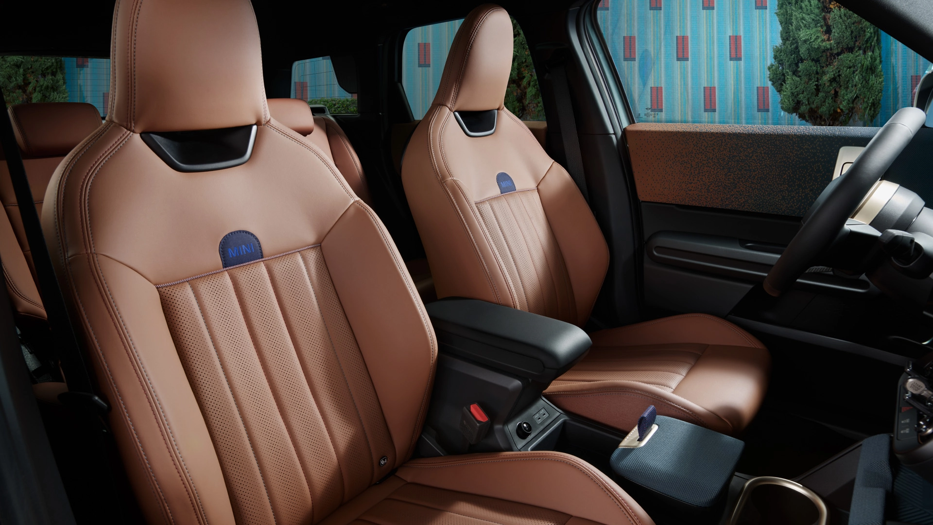 MINI Countryman – notranjost – rjavi sprednji sedeži