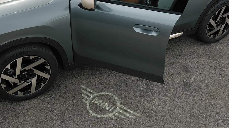 MINI Countryman – zunanjost – pozdravna luč