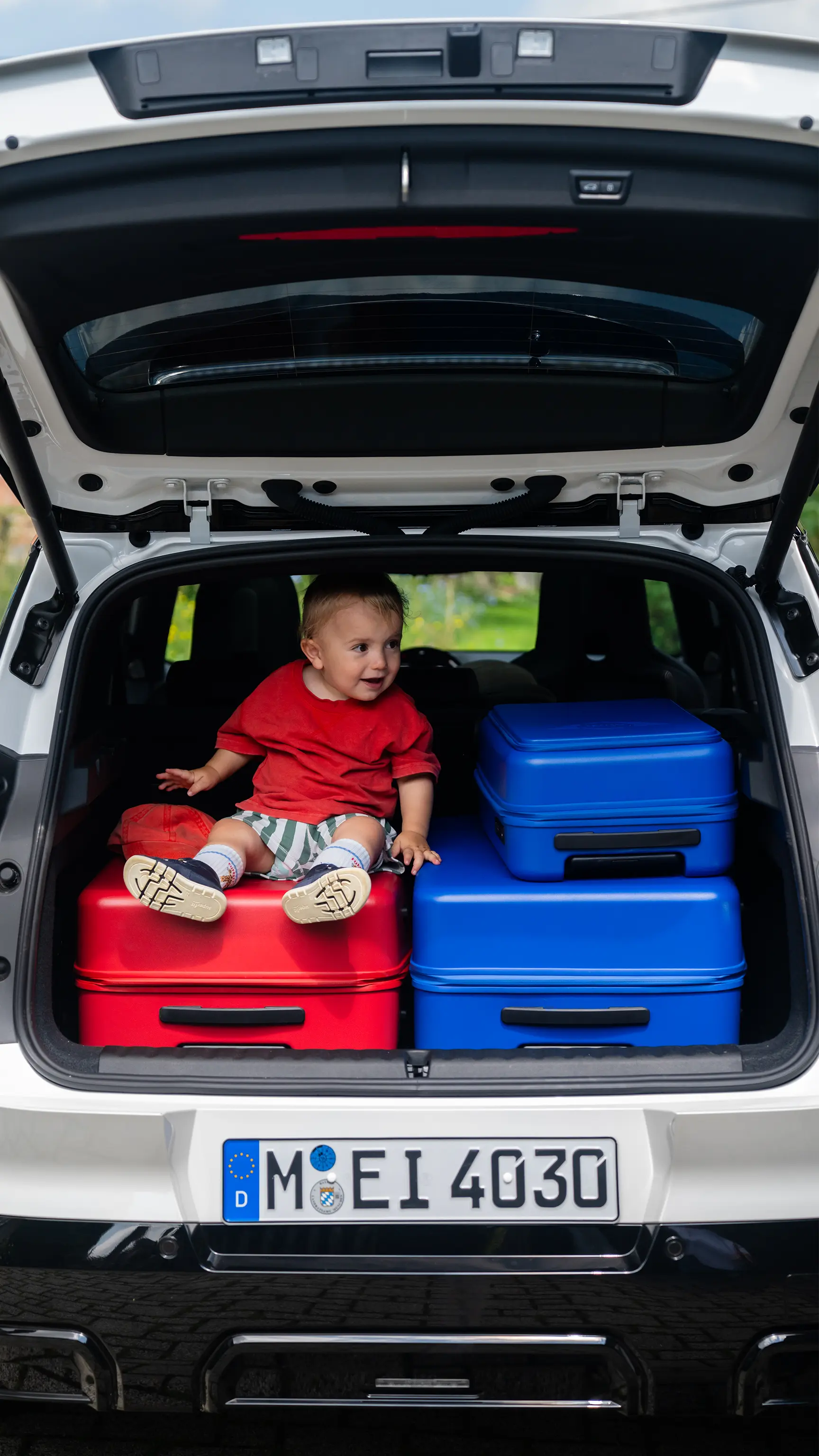 MINI Countryman – otrok v prtljažniku