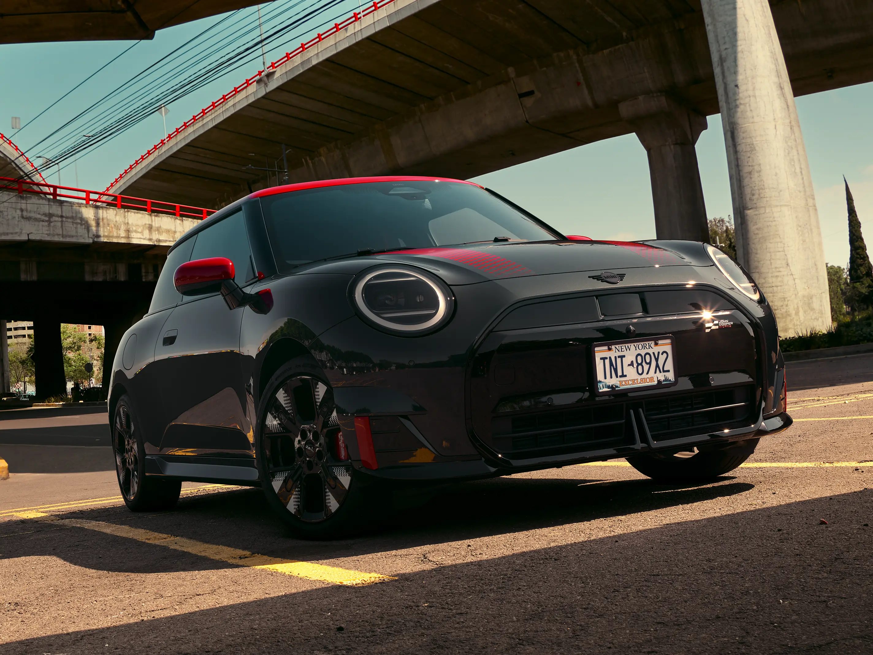 MINI John Cooper Works – stranski pogled na J01 JCW
