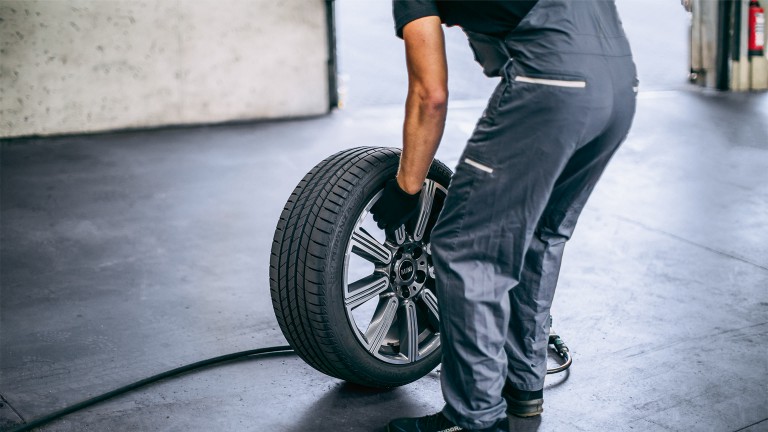Dodatna oprema MINI – servis pnevmatik MINI