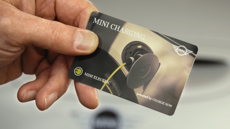 elektromobilnost mini – polnjenje – kartica charging