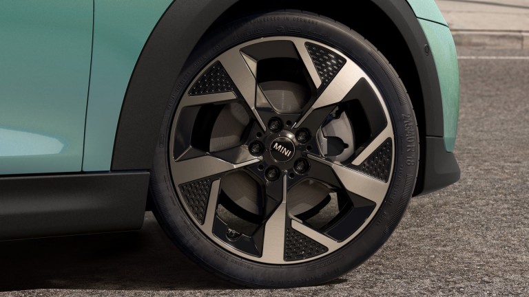 MINI – oznaka za pnevmatike – MINI 3-vratni