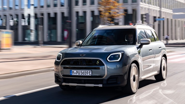 Elektromobilnost MINI - nemotena vožnja