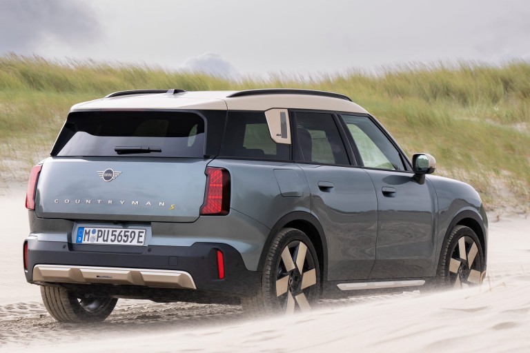 Elektromobilnost MINI – tehnologija – štirikolesni pogon All4