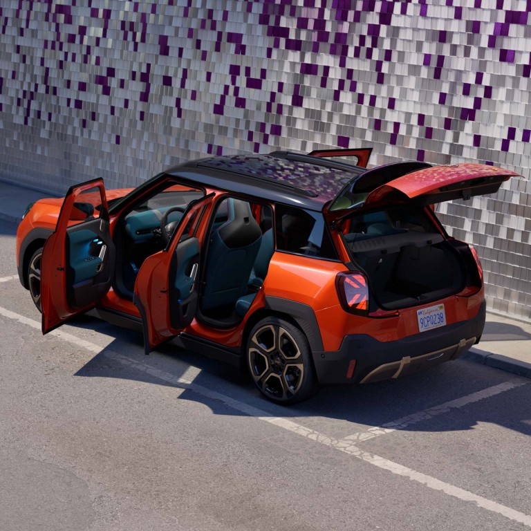 Popolnoma električni MINI Aceman – mozaik – prostor in vsestranskost