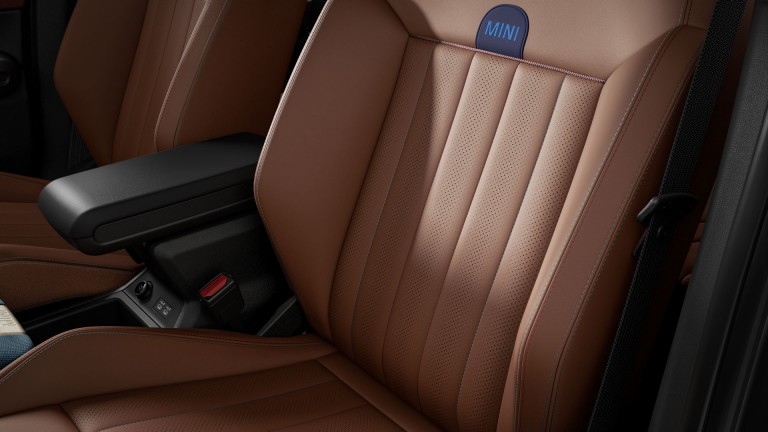 Popolnoma električni MINI Countryman – galerija notranjost – 04