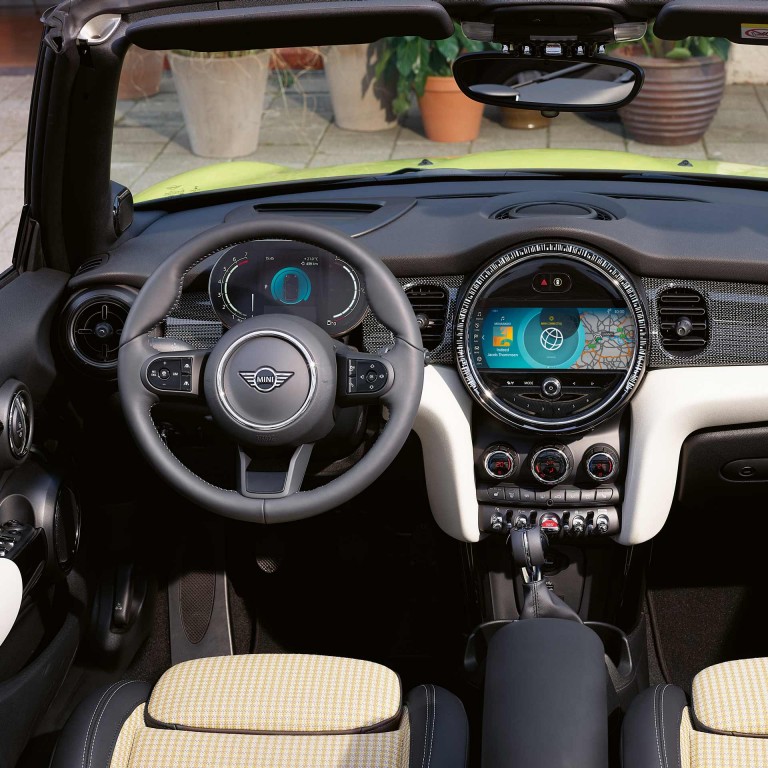 MINI Connected – prostoročni vmesnik Bluetooth