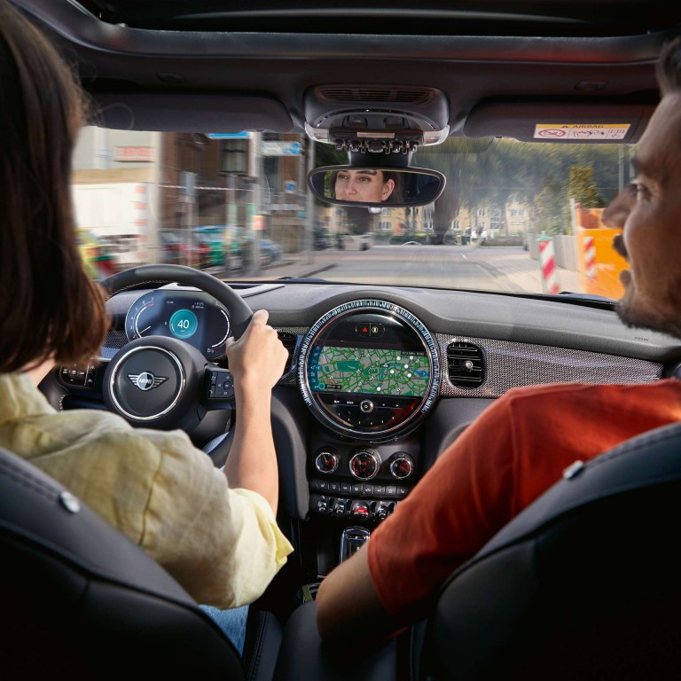 MINI Connected – razumevanje naravnega jezika