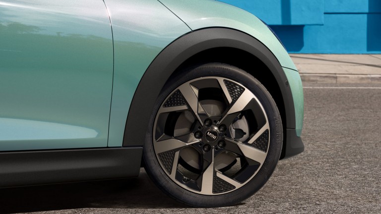 MINI Cooper 3-vratni – galerija zunanjosti – poudarki platišč