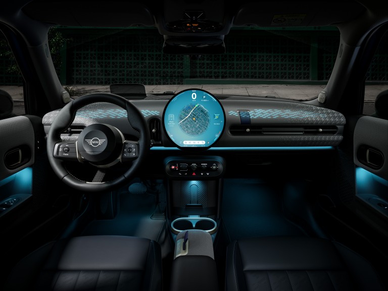 5-vratni MINI Cooper - poudarki notranjosti